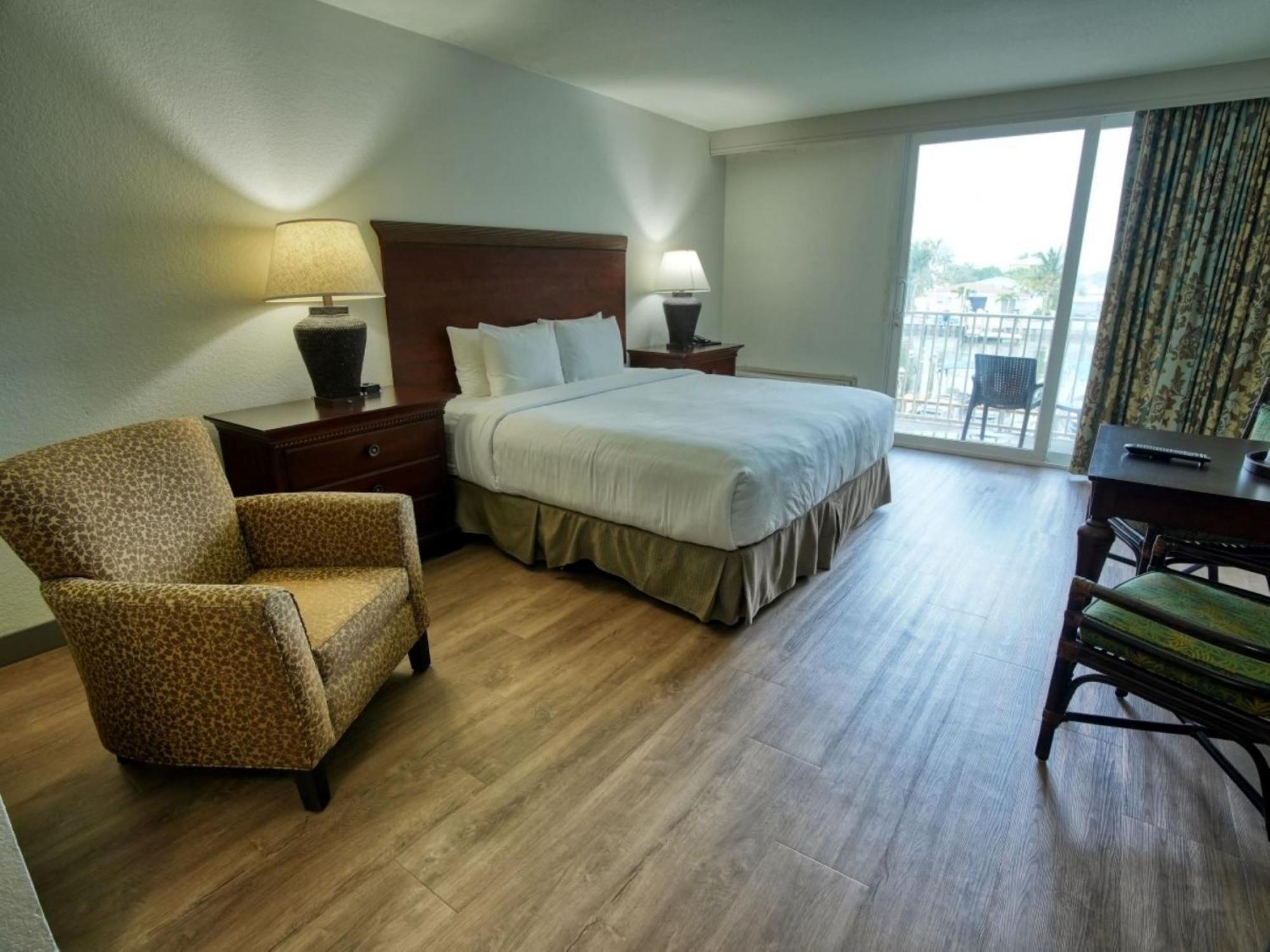 Treasure Island Hotel And Marina St. Pete Beach Buitenkant foto